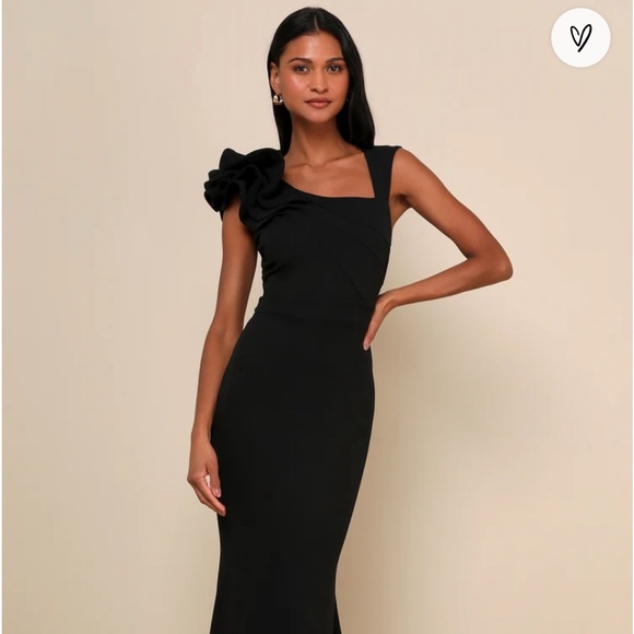 Lulus Dresses & Skirts - NWT Lulu’s Formal Long Black Dress